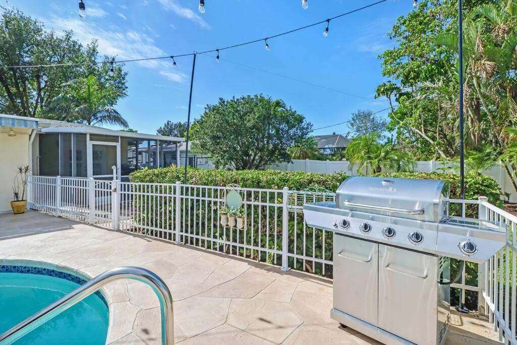 House W/ Heated Pool In Naples 5 Min To Beach 外观 照片